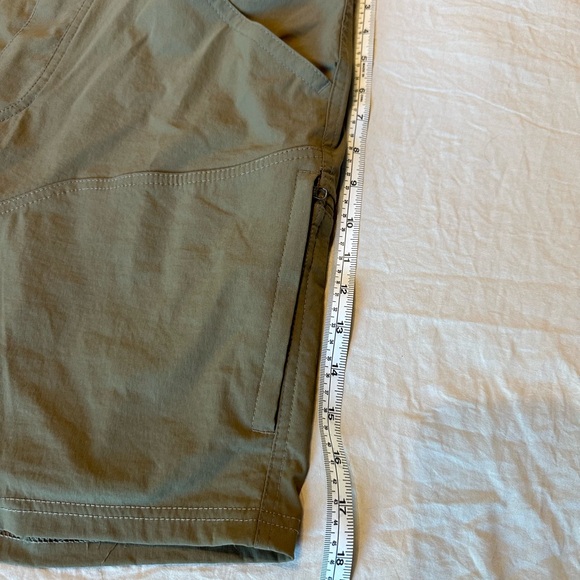 Kuhl NWT Men Size 34 Green Renegade 9 Inch Short Performance Outdoor Camp Hike - Picture 4 of 13